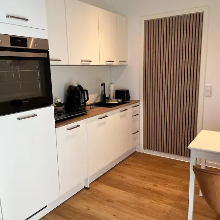 Appartement Mit Garten, Terrasse, Parkplatz